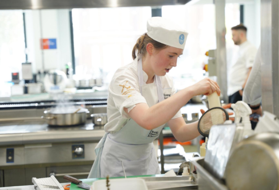 Keira Carolan returns to Chefs on the Pass following YNCOTY victory 