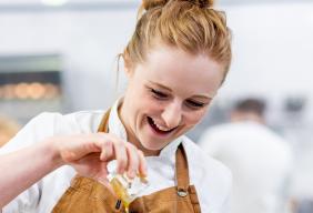 Amber Francis to deliver showcase demo at The School Food Show & Forum