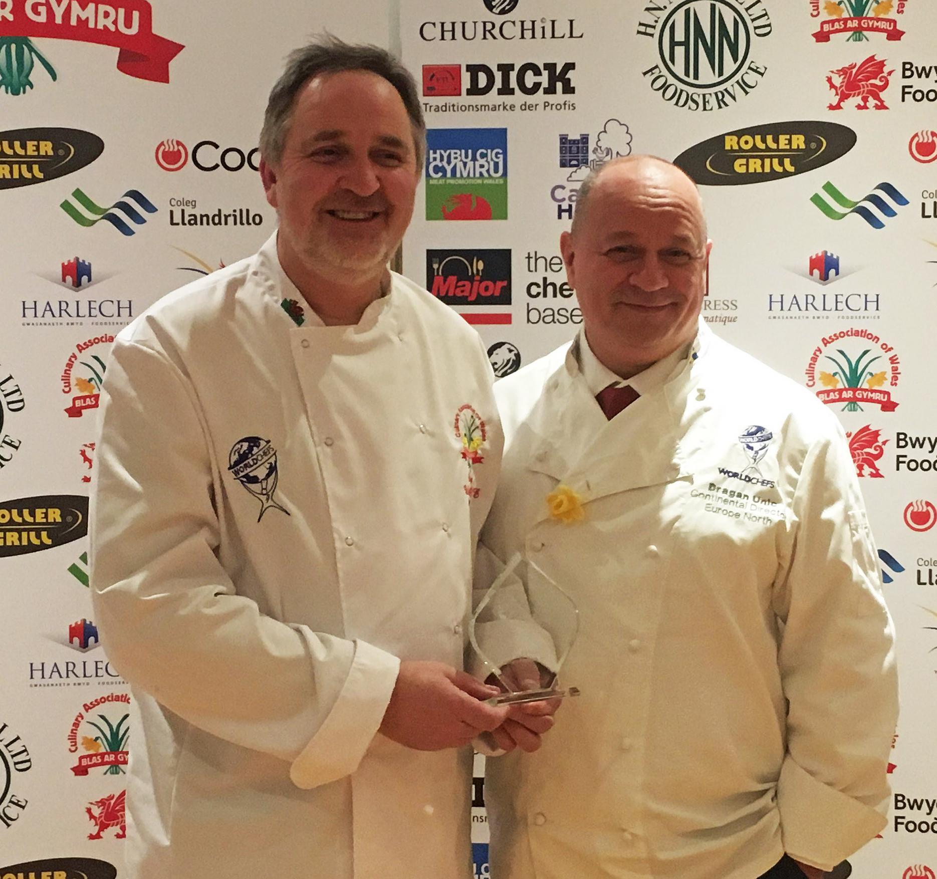 (L-R) Arwyn Watkins, Culinary Association of Wales president with Dragan Unic