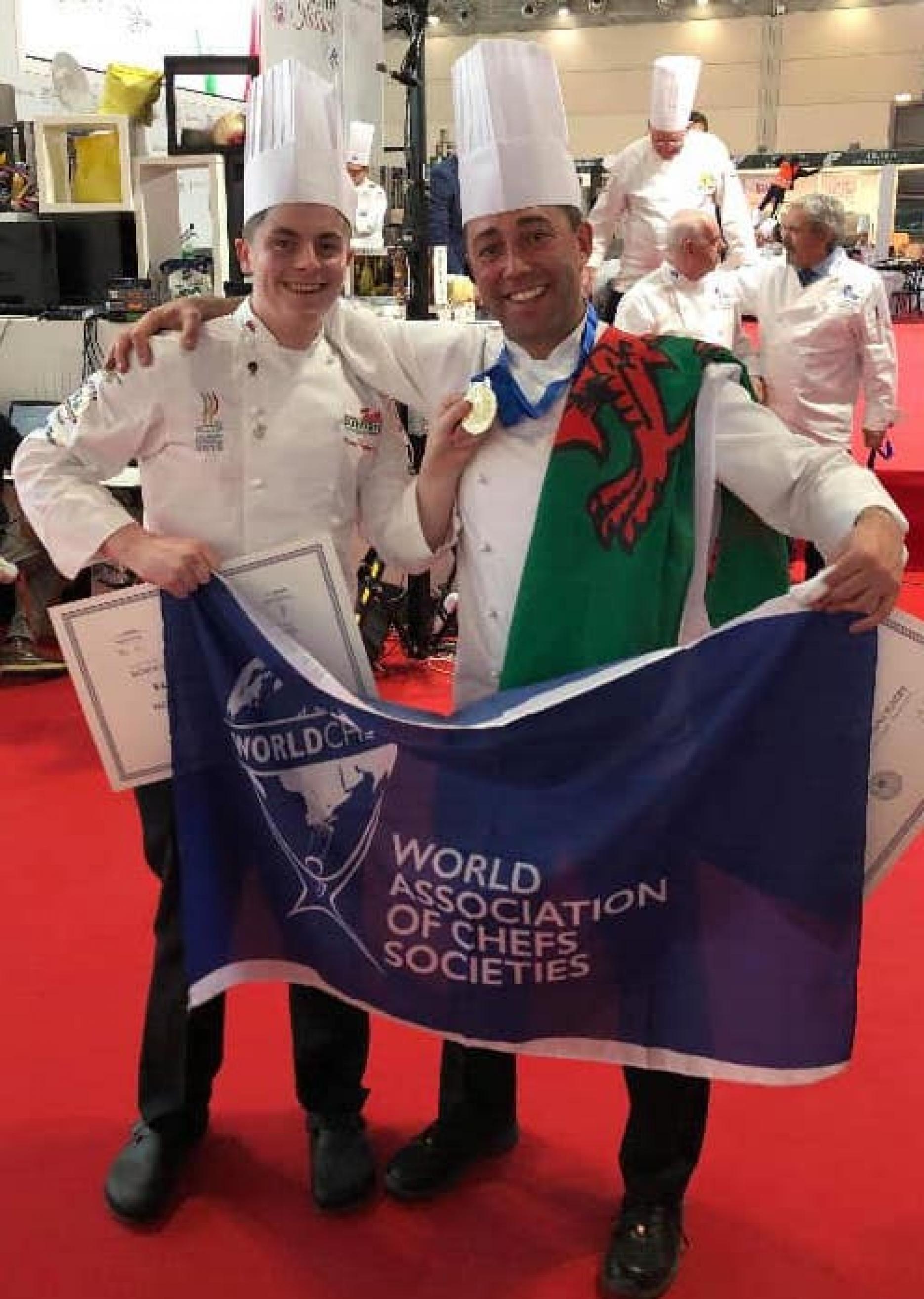 (L-R) Burke with his commis chef, Harry Paynter-Roberts