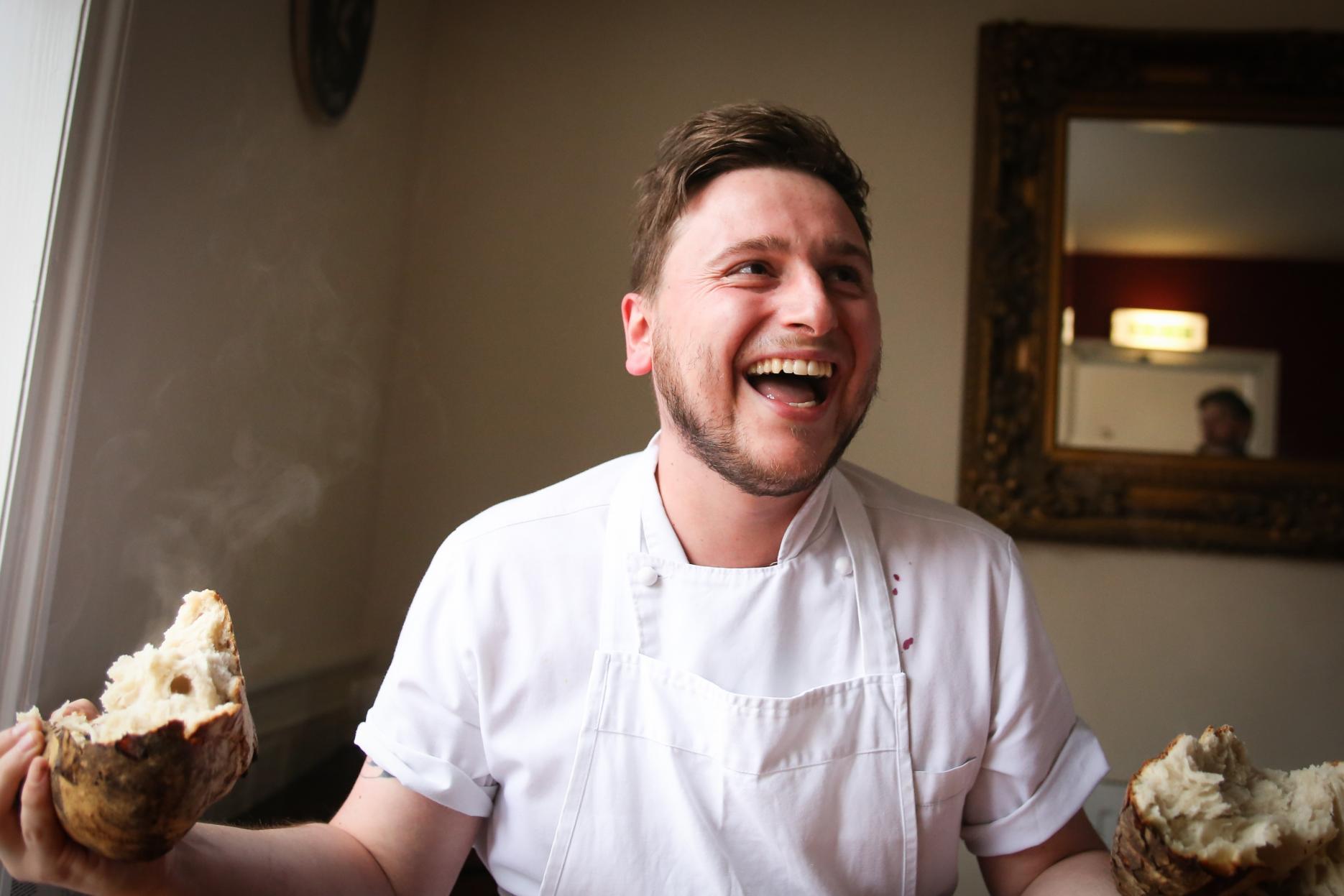 Josh Overington, Le Cochon Aveugle