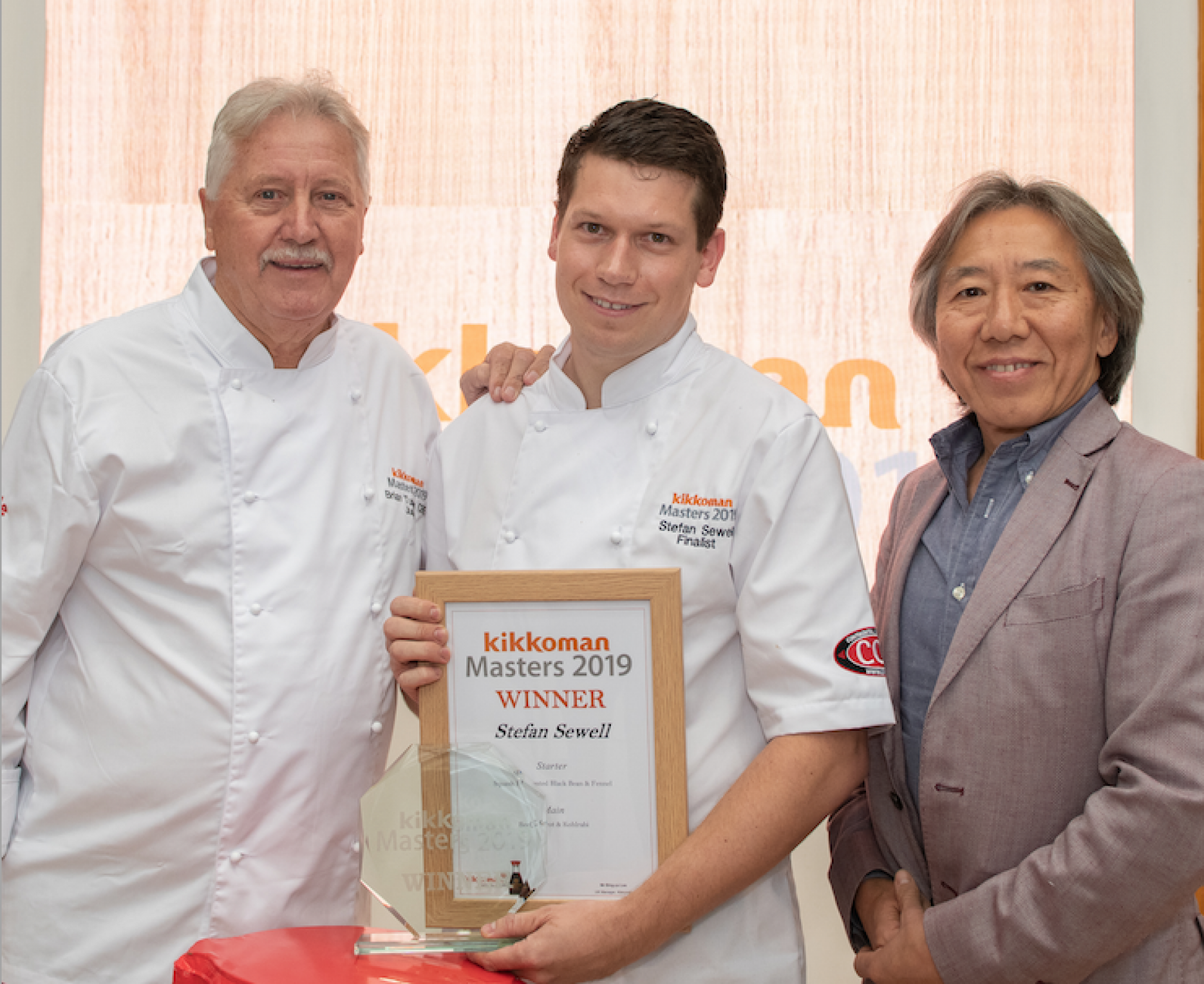 2019 winner Stefan Sewell with Brian Turner and Bing-yu Lee kikkoman masters competition 2019